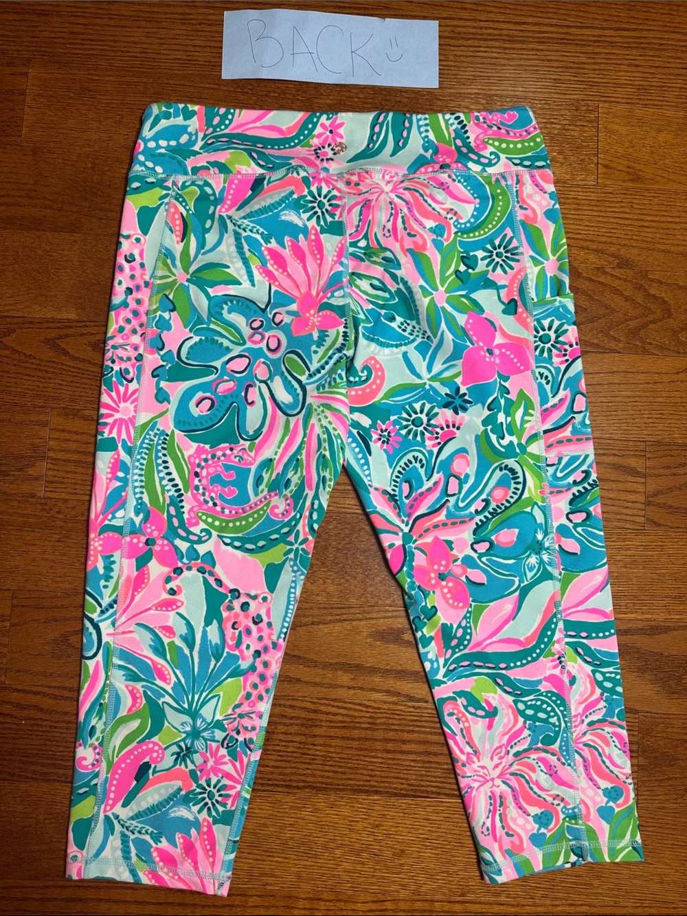 XL Lilly Pulitzer Luxletic weekender crop Leggings in Golden Hour - Picture 6 of 7